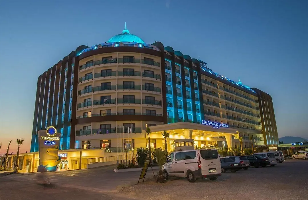 Dreamworld Resort-1