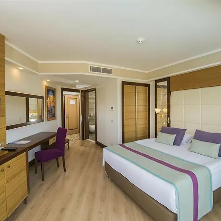 Dreamworld Resort-3